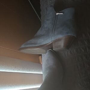 Women's Gray Ankle Boots